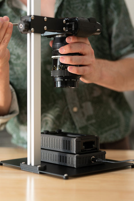 Negative Supply Light Source 35
