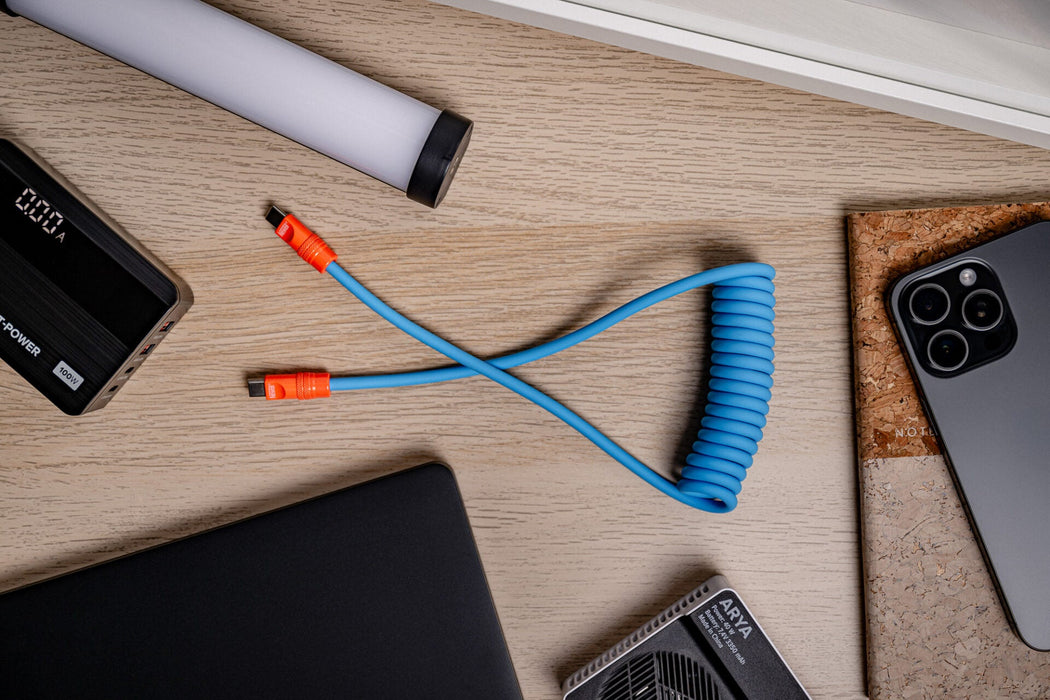 Newell USB-C - USB-C 100 W Spiral Silicone Cable -  2m Blue-Orange