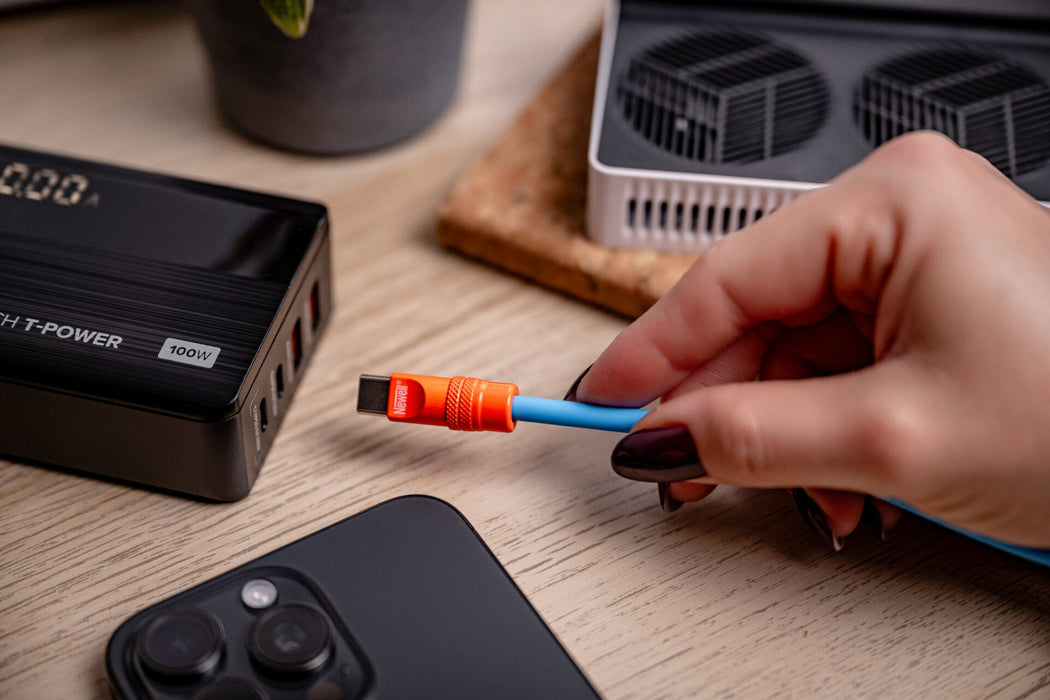 Newell USB-C - USB-C 100 W Spiral Silicone Cable -  2m Blue-Orange