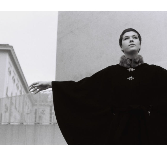 Lomography Potsdam Kino, ISO 100. 135-36