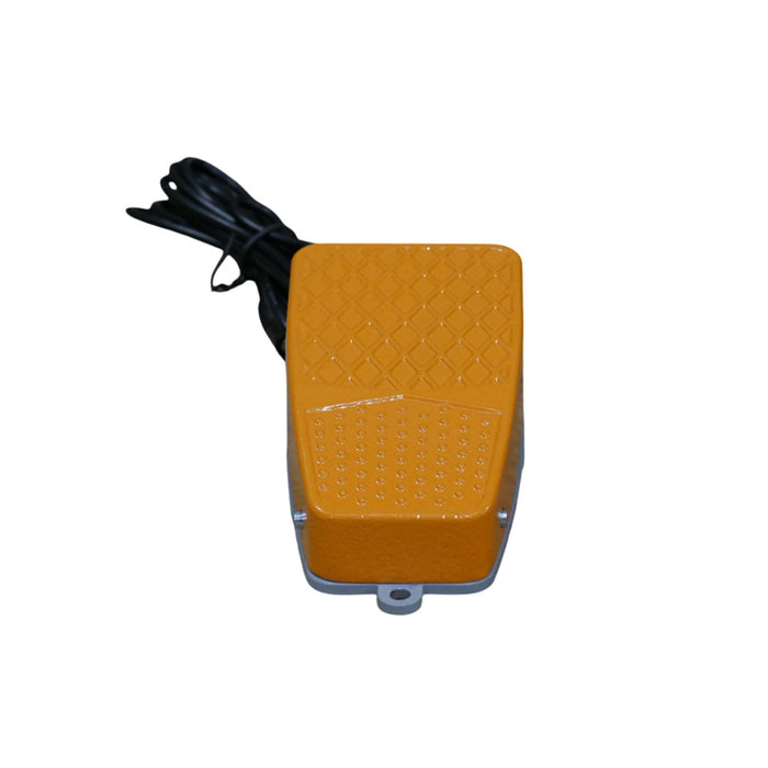 RH Designs standard Footswitch, with 1.8m cable