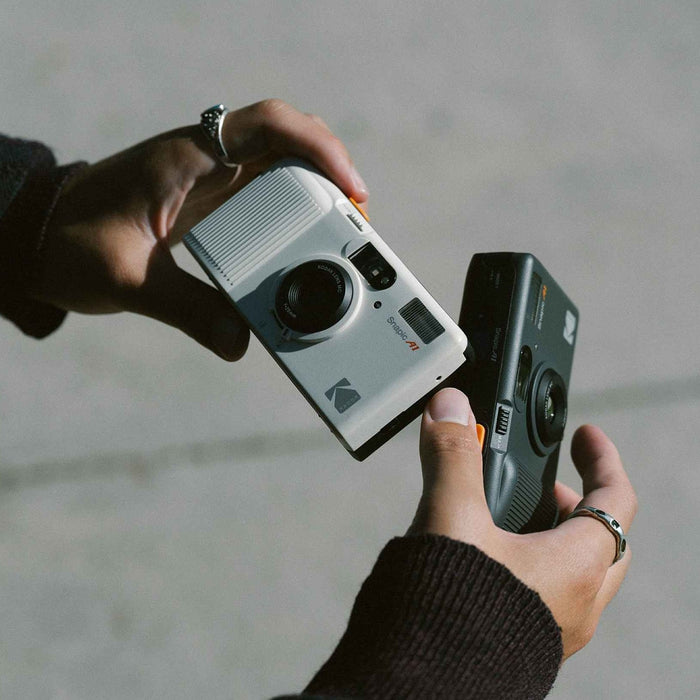 Kodak Snapic A1 35mm Film Camera Ivory White