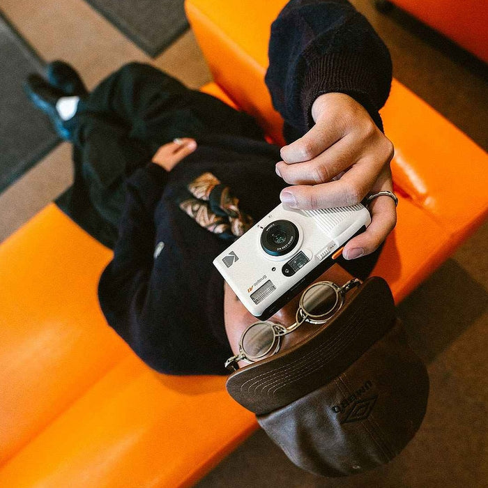 Kodak Snapic A1 35mm Film Camera Ivory White