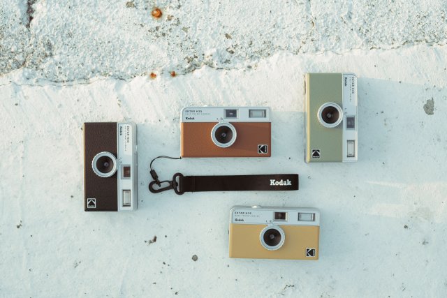 Kodak EKTAR H35 Half Frame Camera Sand - Cameras - Firstcall